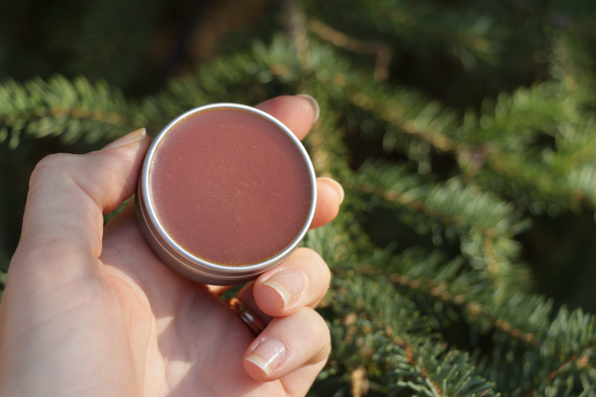 AmberGoo BOMB (Traditional Spruce Pitch Salve)